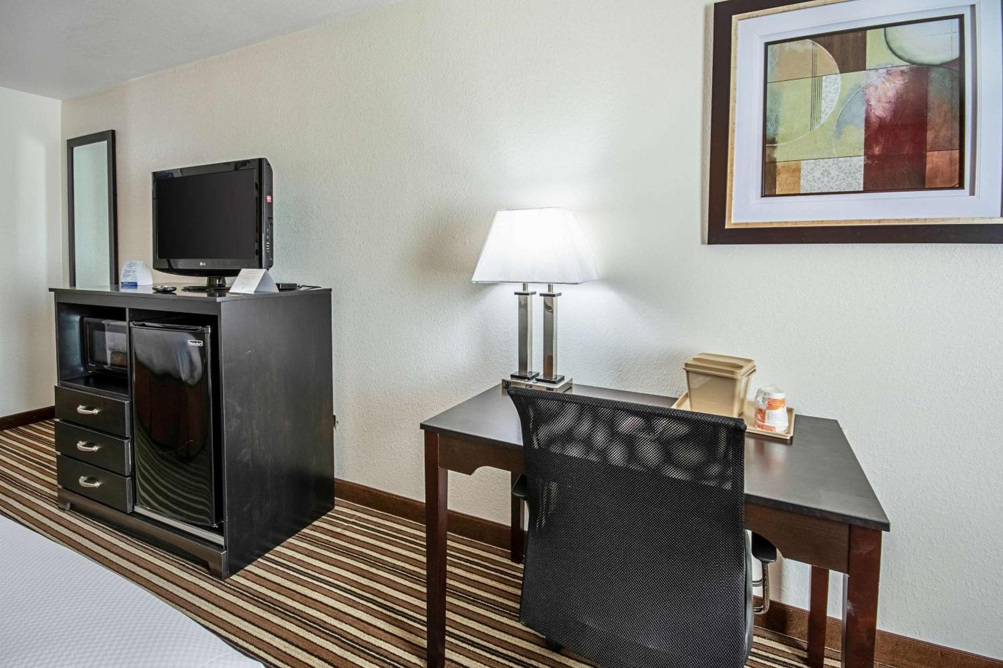 Quality Inn Dodge City Exterior foto
